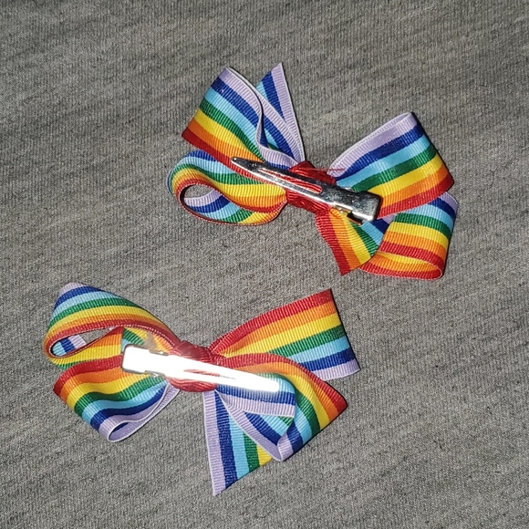 🌈 Rainbow pride bows🌈 - Picture 2 of 2